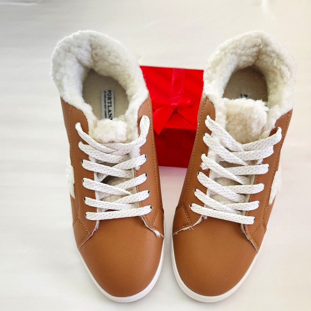 Women's Portland Brown Sneakers- white/gold laces . Sz 9. Excellent Condition - Picture 8 of 14